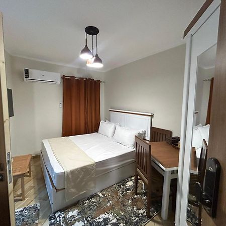 Skyline Luxury Suites 5 Mins From Cairo Airport Zewnętrze zdjęcie