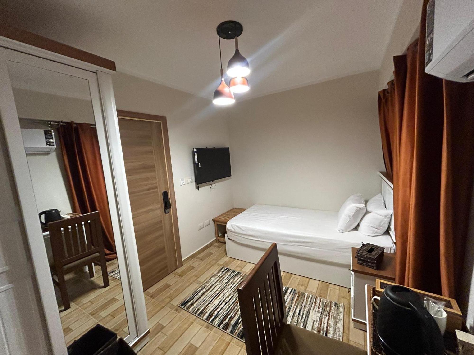 Skyline Luxury Suites 5 Mins From Cairo Airport Zewnętrze zdjęcie