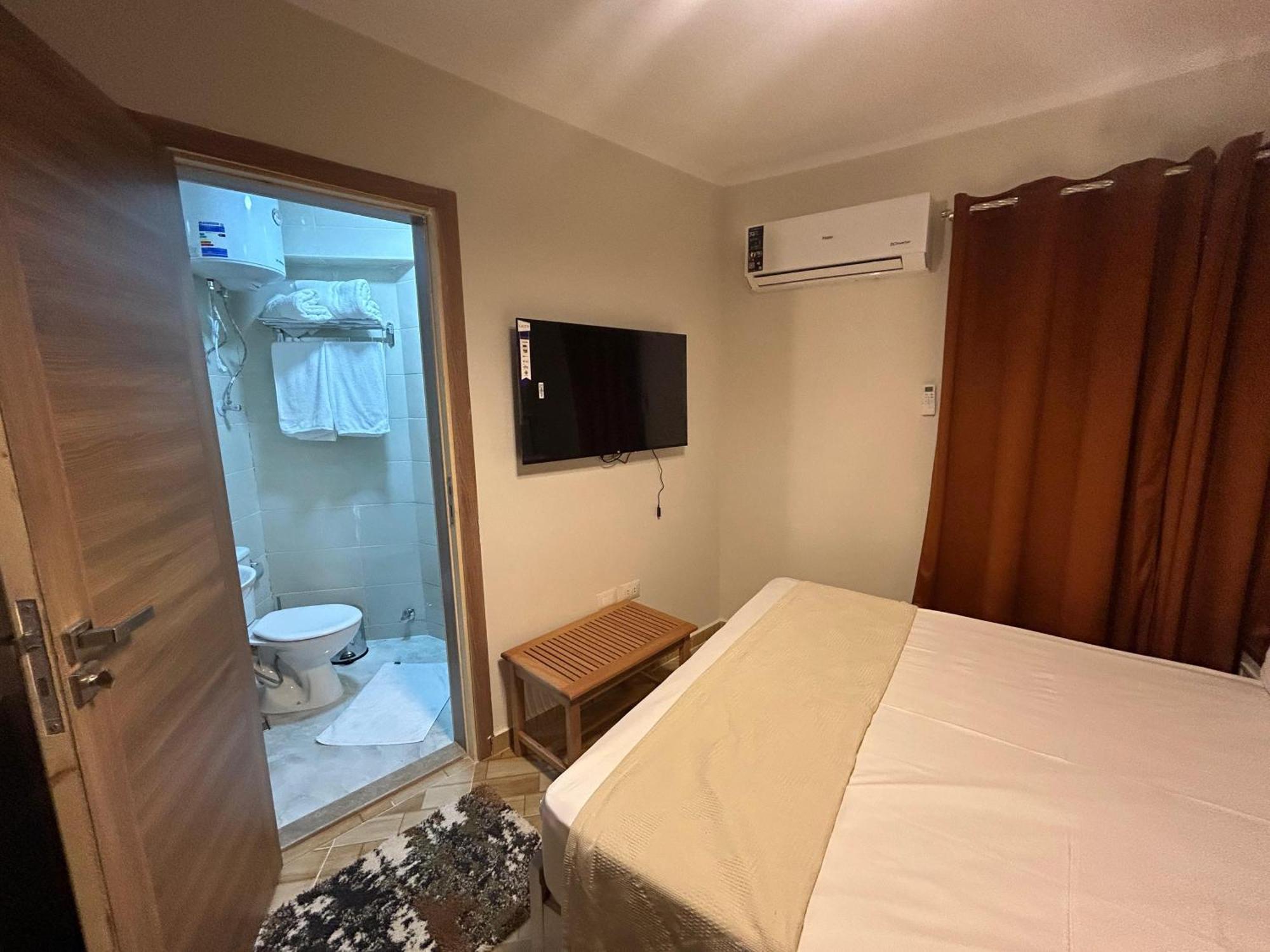 Skyline Luxury Suites 5 Mins From Cairo Airport Zewnętrze zdjęcie